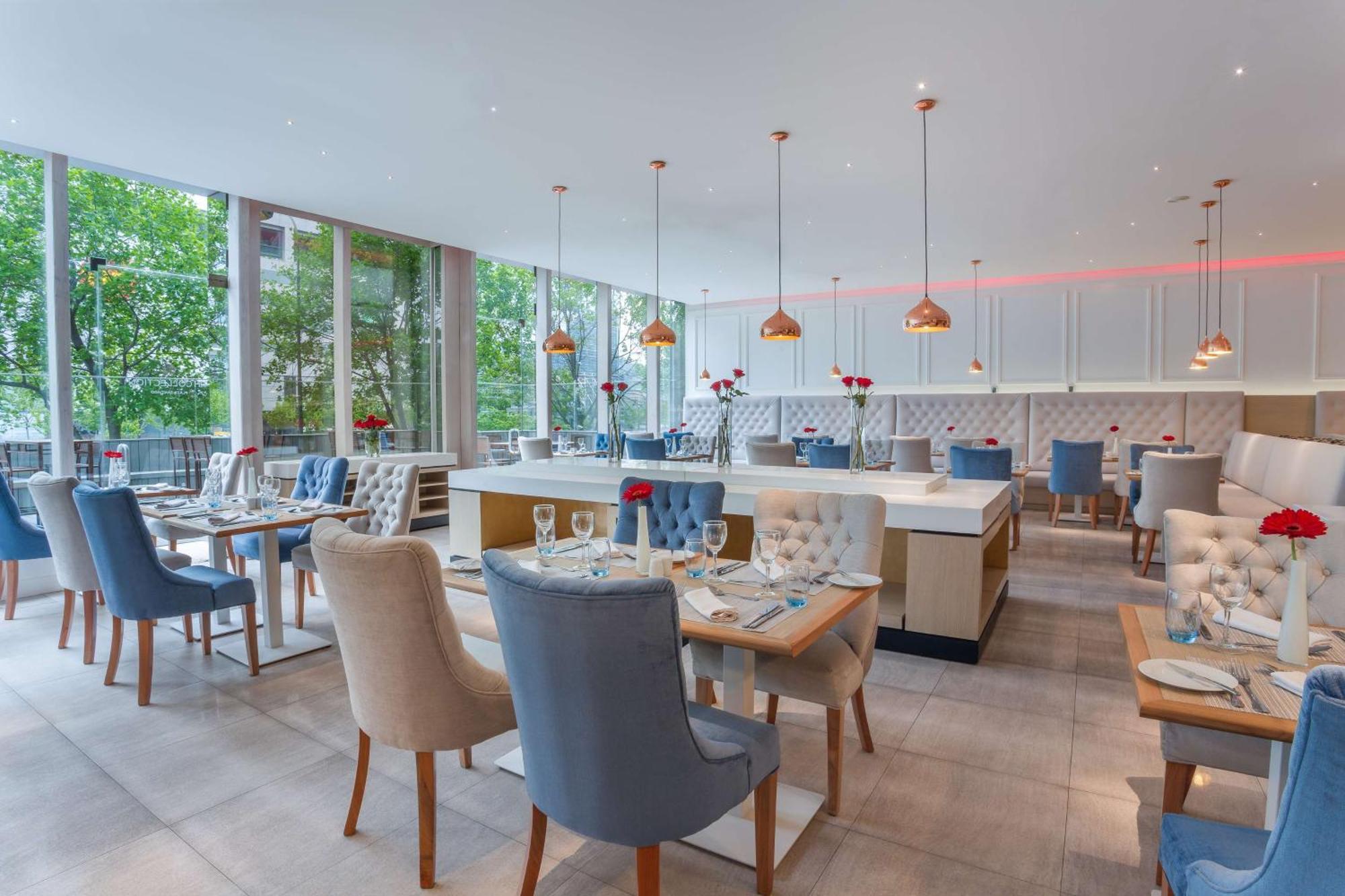 Nh Collection Plaza Santiago Hotel Kültér fotó The restaurant