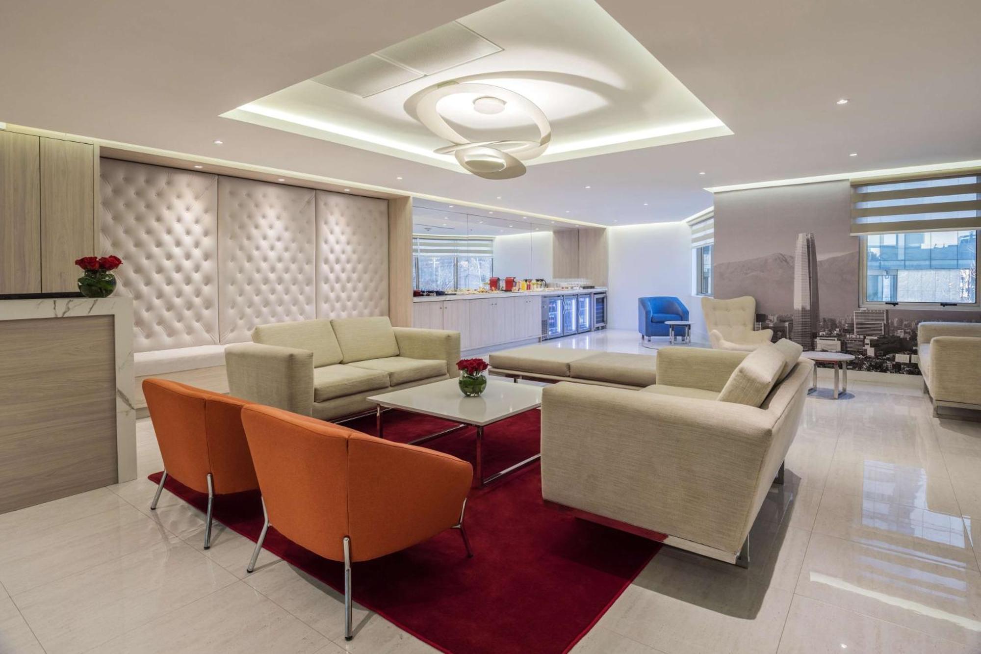 Nh Collection Plaza Santiago Hotel Kültér fotó The interior of the club