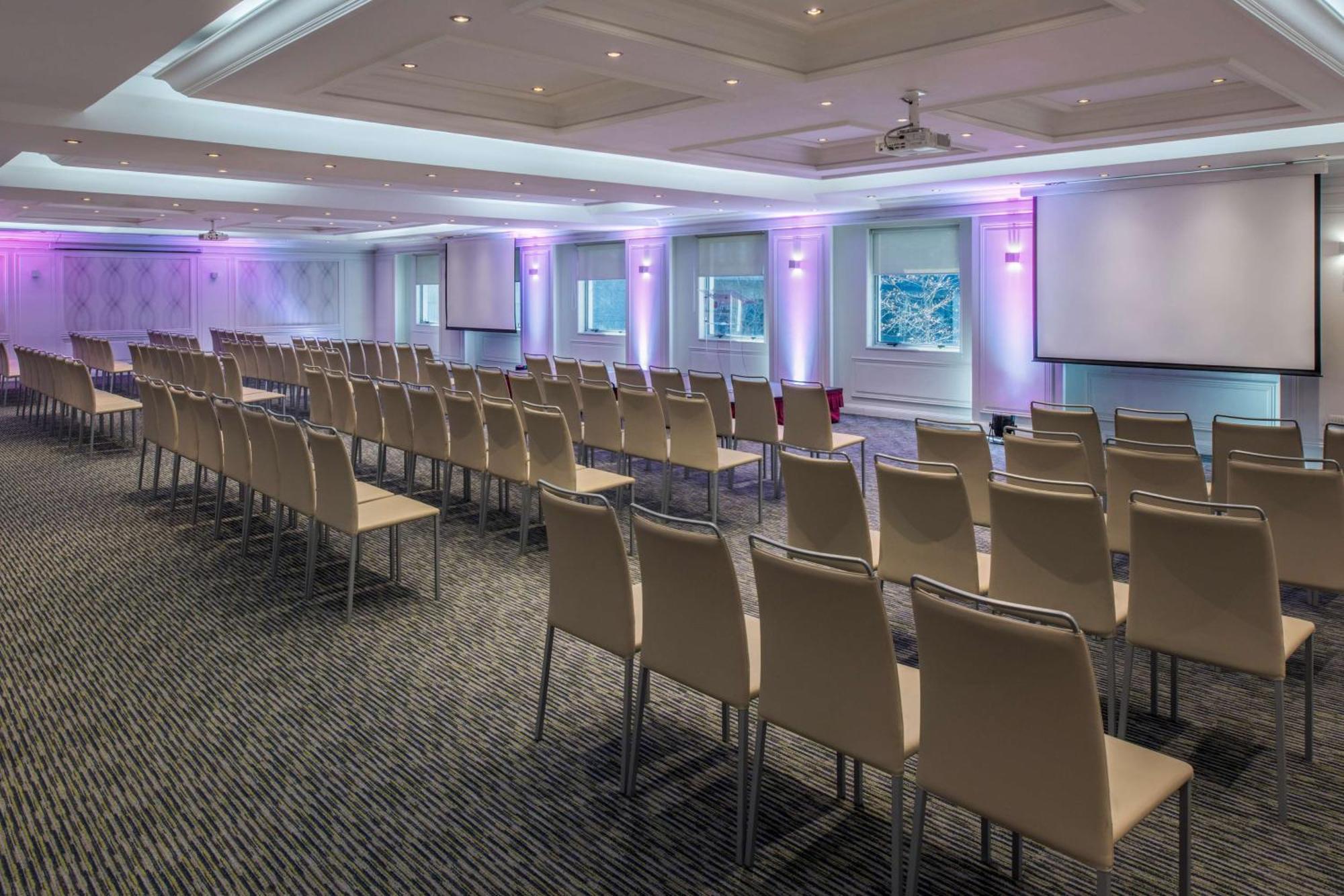 Nh Collection Plaza Santiago Hotel Kültér fotó The London Business School's main conference room